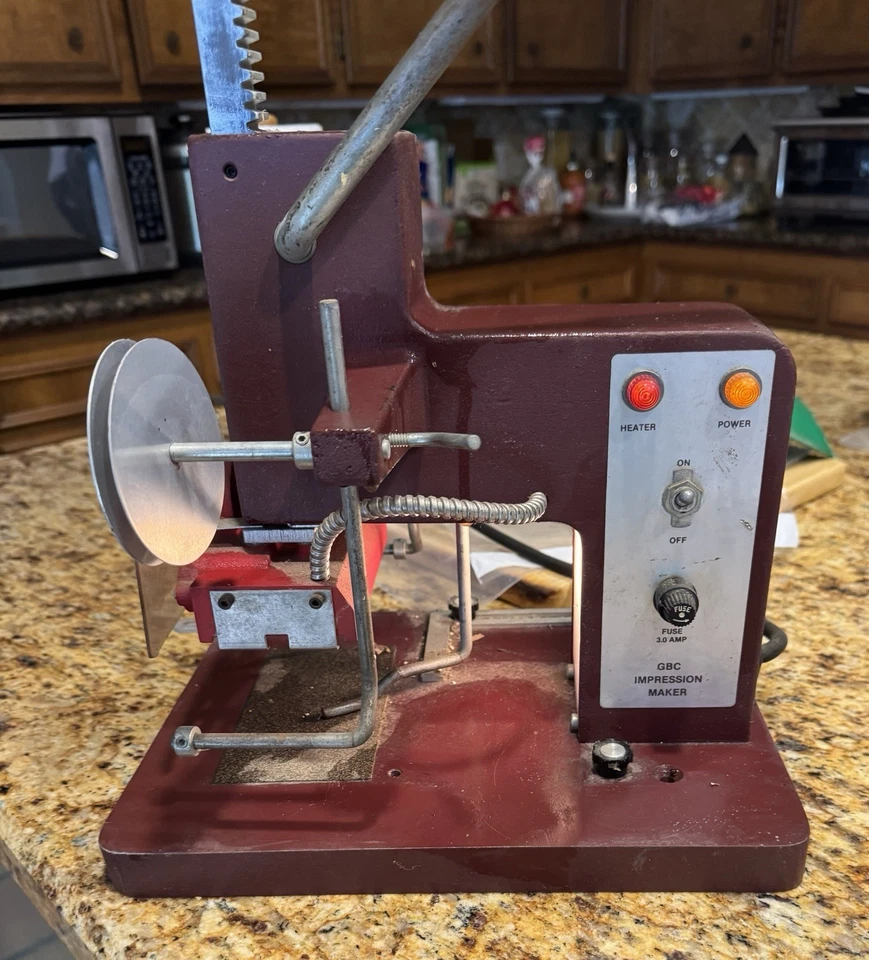 Máquina de estampado en caliente Foto 4 de 4