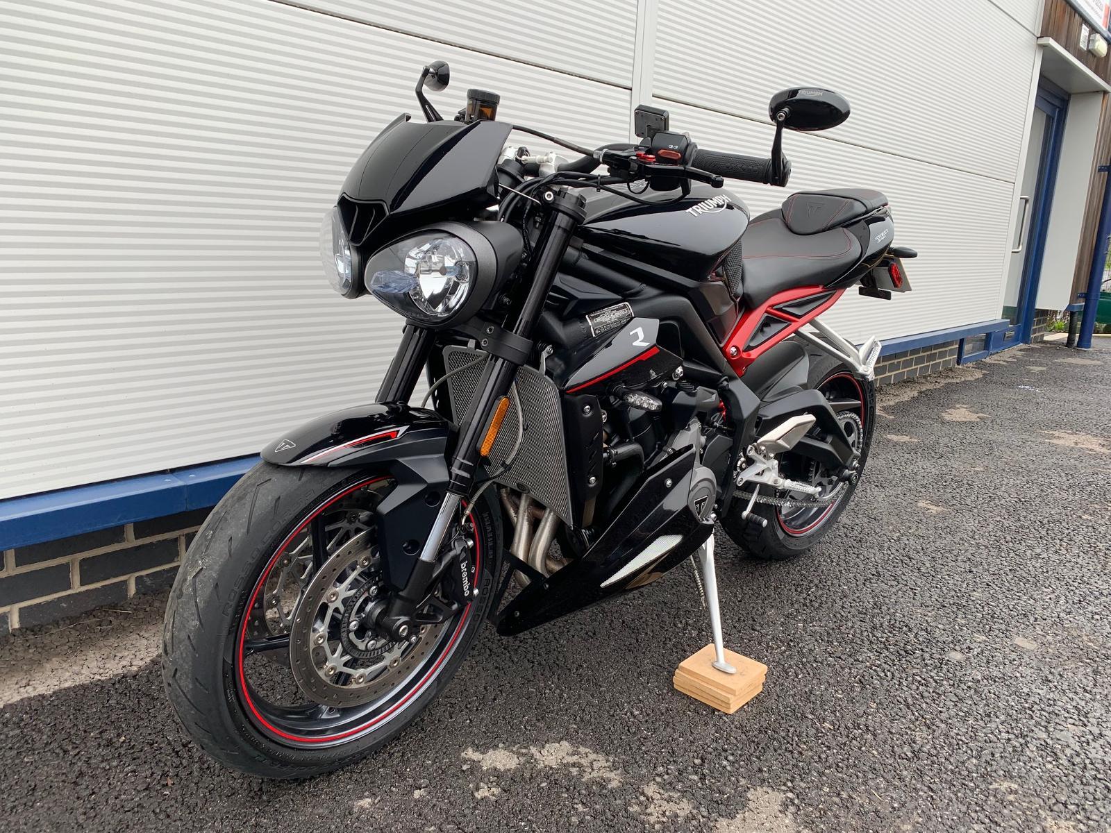Triumph Street Triple 765 RS YOSHIMURA EXHAUST HEATED GRIPS TAIL