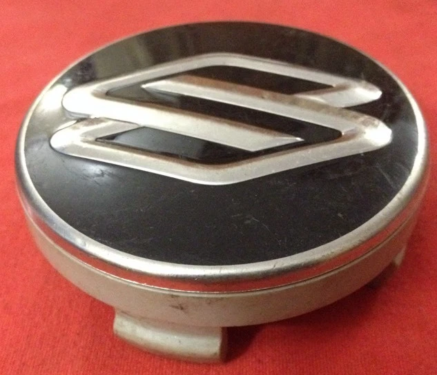 1) SUZUKI RENO FORENZA VERONA S 2004 2005 2006 OEM Wheel CENTER COVER CAP HUBCAP - Image 2 of 4