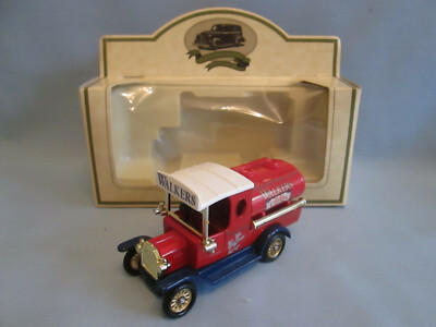 Lledo Werbemodell T Ford Tankwagen ''Walkers Chips feinstes Pflanzenöl'' 