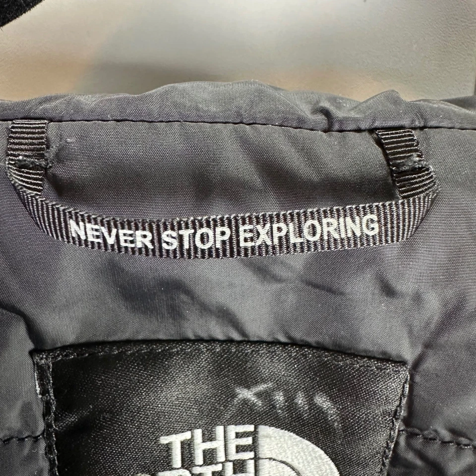 Chaqueta con Capucha Impermeable Hyvent Gris Mediano The North Face Para Mujer Nieve Invierno Cálida Foto 4 de 4