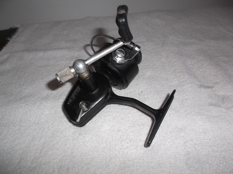 Vintage Garcia Mitchell 204 Ultra Light Spinning Reel-Made in France-Used $0 shp