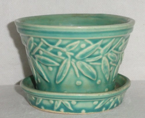 Vintage Green McCoy Flower Pot ~ w/Attached Saucer ~ 2.75” Leaves & Berries
