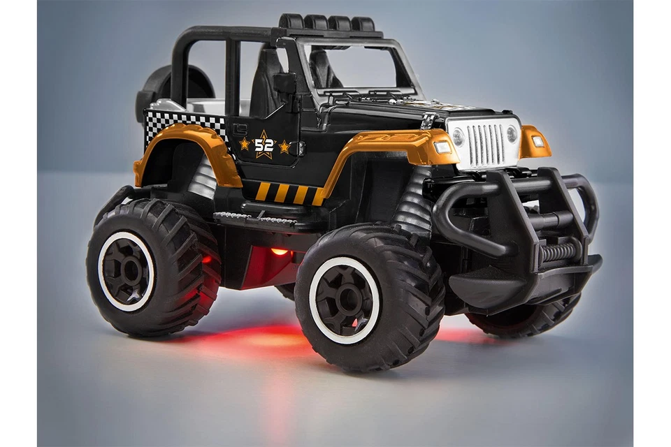 Revell Control 23492 Jeep Wrangler "Quarter Back" R/C Fahrzeug  - Bild 3 von 3