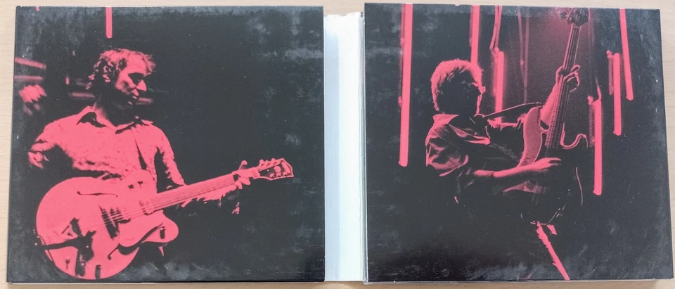 R.E.M. - LIVE - 2 CD + DVD + Booklet Set / Warner Bros. 2007, 9362-49925-3 - Bild 3 von 4