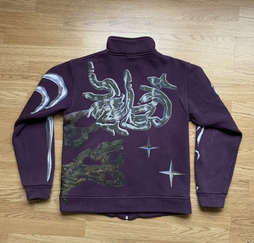 1-of-1 Unique Upcycled Airbrush Wolf Zip Up Purple Hoodie - Bild 2 von 6