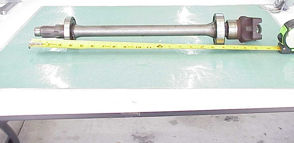Winters Lower Shaft from Quick Change Rear End & Yoke Frankland Tiger