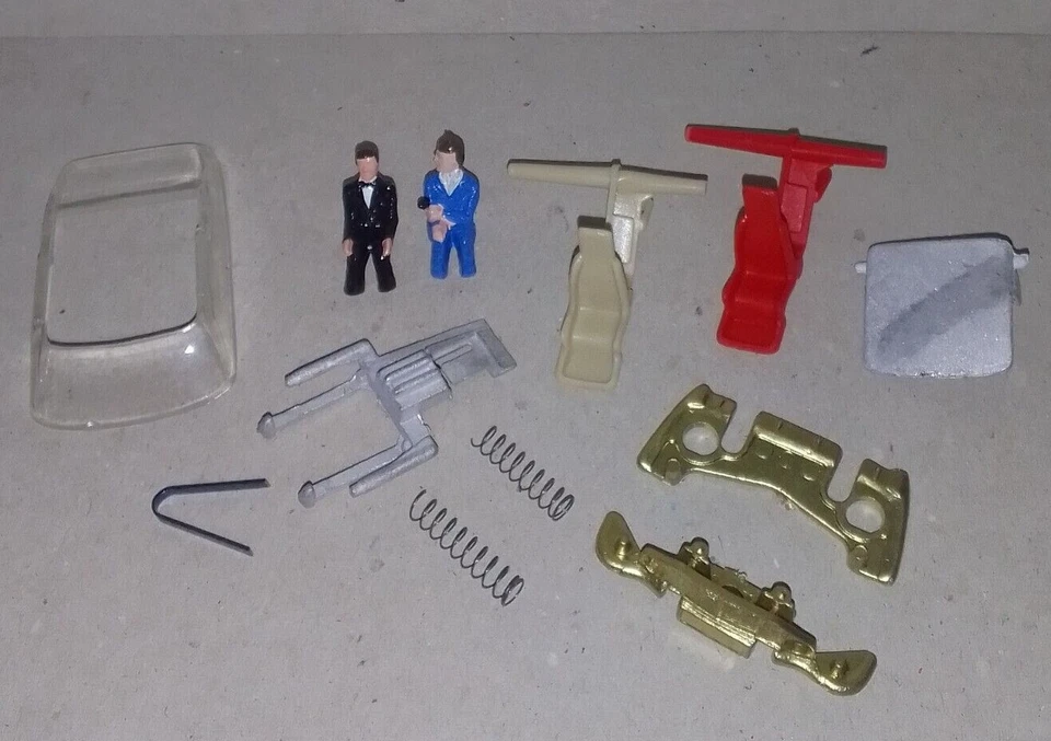 Corgi 271 James Bond Aston Martin 007 126 mm großformatige Repro-Teile - wählen