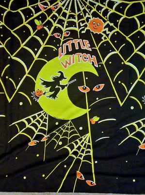 Vtg HALLOWEEN GLOWS Witch Fabric Wall Panel Table Skirt Décor 96x44 Panel #3