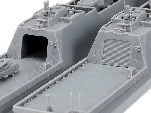 TAMIYA 31037 1:700 Japanese JMSDF Defense Ship FFM-1 Mogami - Water Line Series - Picture 5 of 12