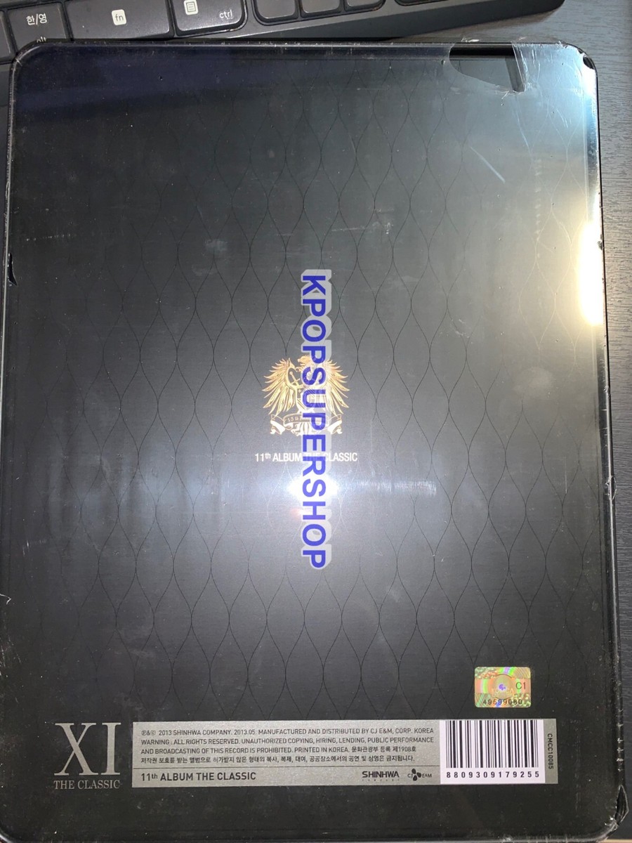 Shinhwa 11th Album The Classic Limited Edition Photobook CD New