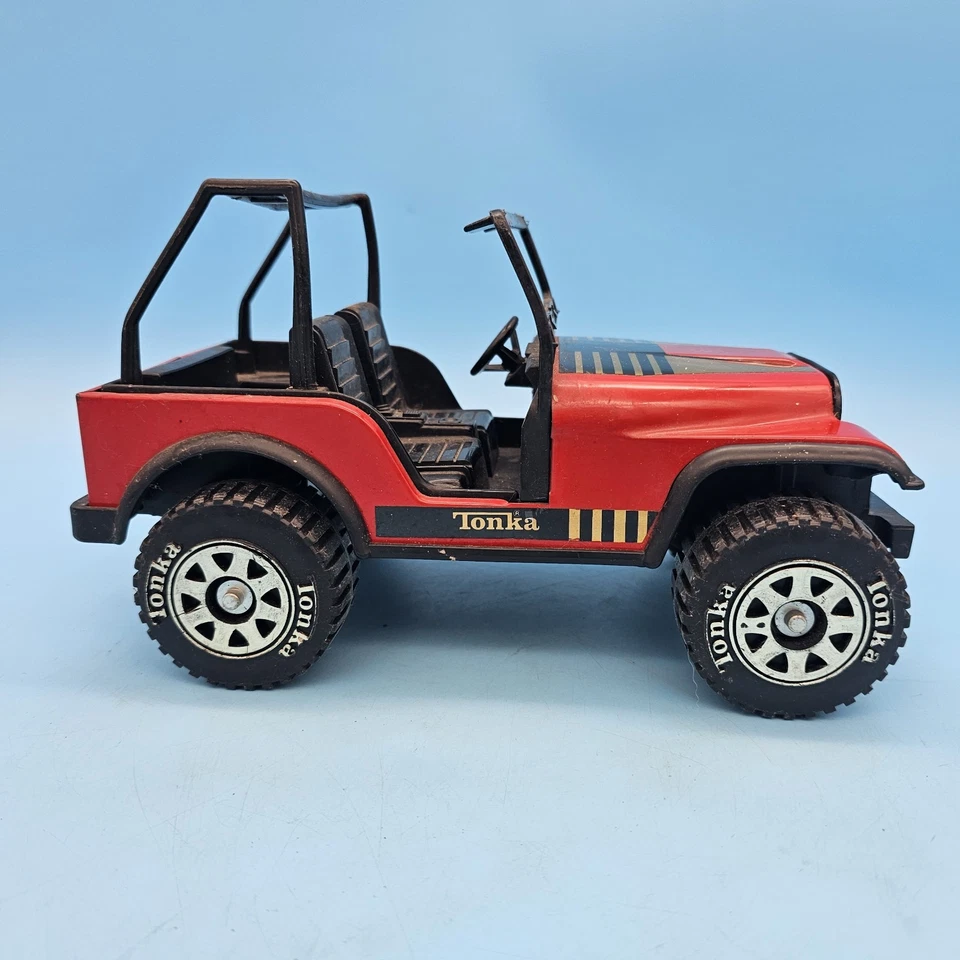 TONKA Vtg 70's USA Pressed Steel Metal Red Dune Buggy 4x4 Jeep w/ trailer - Image 4 of 4