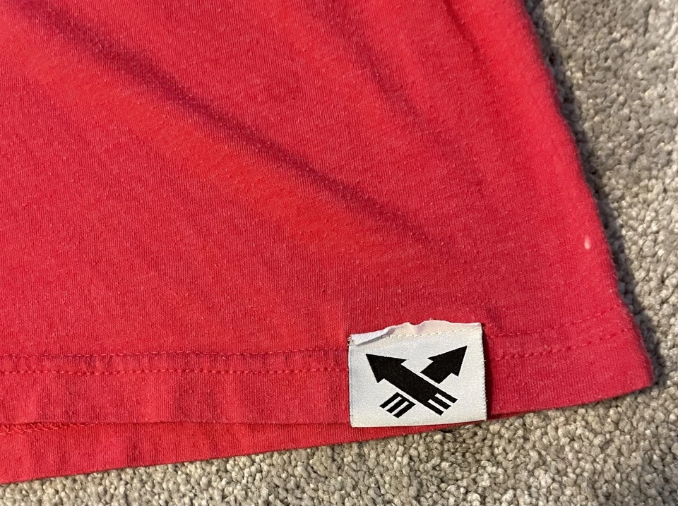 Camisa Pokemon Splatoon 3 Splatfest - Red Fire Fuecoco 2XL Exclusiva de Nintendo NY Foto 3 de 4