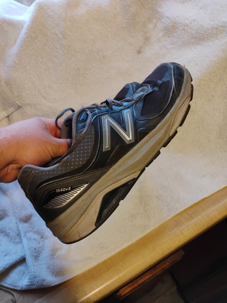 New Balance Mens 1540 V3 Running Sneaker Shoes Black Cushioned