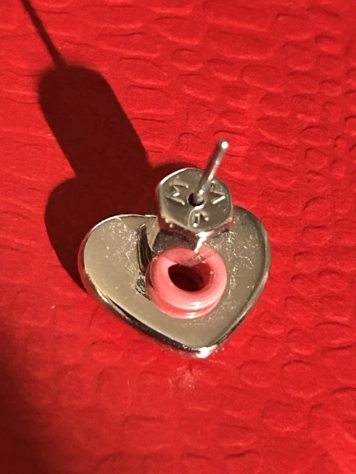 Pendientes Marc Jacobs Post Agujero Corazón Tachuela Plata Foto 4 de 4