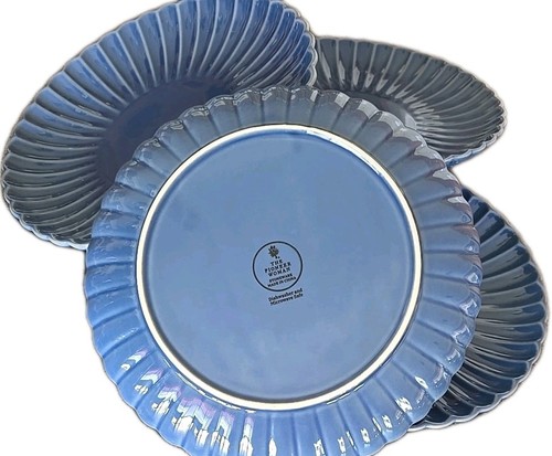 Set of Four (4) Pioneer Woman ~ COLETTE ~ SCALLOP ~ BLUE ~ 10.5" Dinner Plates - Picture 6 of 7
