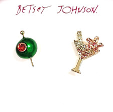 BETSEY JOHNSON GOLD TONE MARTINI GLASS,OLIVE CRYSTALS MISMATCH STUD EARRINGS+BOX