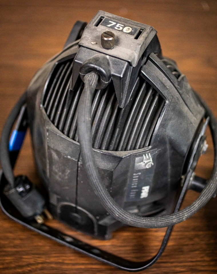 ETC Par Source Four 750 Stage/Theater Lights - Image 2 of 4