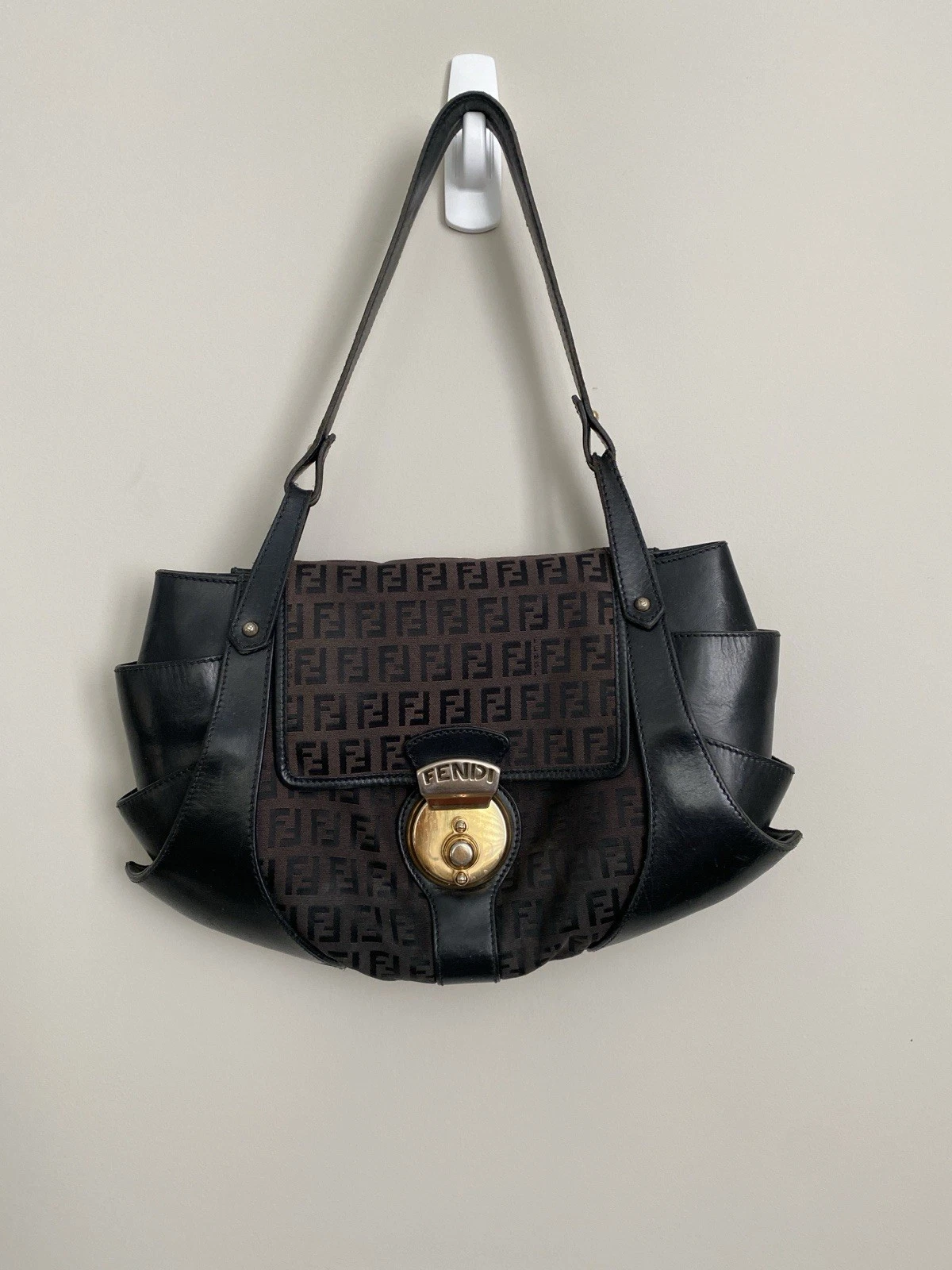 Fendi — Fendi Zucchino Compilation Shoulder Bag Brown Leather Canvas Y2K Authentic Used
