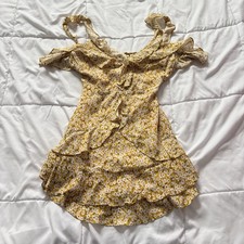 NWT Womens Size 6 Yellow Floral Mini Dress Off Shoulders Sundress Summer Travel