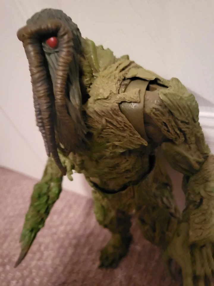 Custom DC Mcfarlane Marvel Werewolf By Night 11" Deluxe MAN-THING Figure - Image 3 of 4