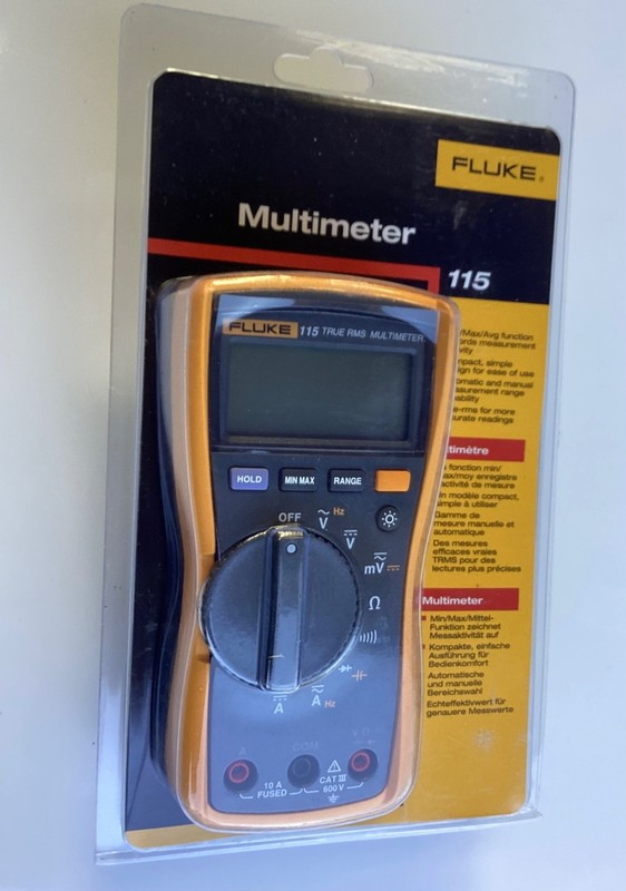 FLUKE 115 TRUE RMS DIGITAL MULTIMETER 6000 COUNT CAT III 600V + LEADS FREE POST