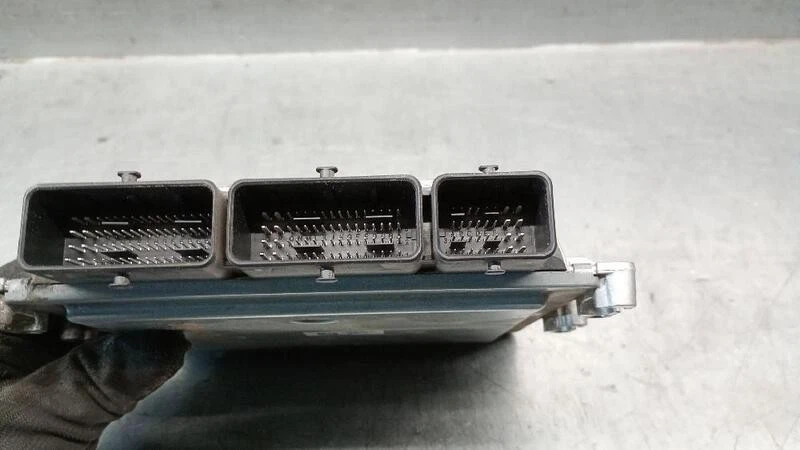 237106288R centralina motore per RENAULT MEGANE III GRANDTOUR (KZ0 1) 5463455 - Immagine 3 di 4