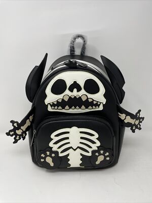 【Loungefly】Mr.インクレディブル 20周年 ポーチ付バックパック Loungefly】Mr.インクレディブル 20周年 ポーチ付バックパック