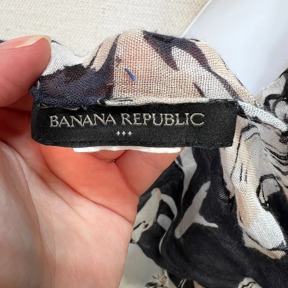 Banana Republic Womens Floral Crinkle Lightweight Scarf Black & Beige Casual - Image 4 of 4