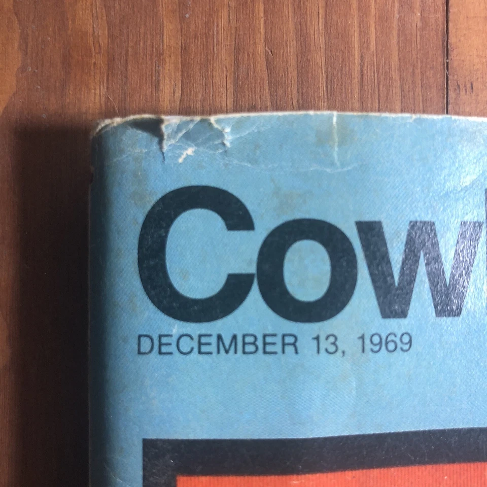 1969 NFL Illustrated Dallas Cowboys VS Baltimore Colts Cotton Bowl Game Program - Image 4 of 4