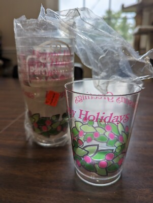 UNUSED Lot Of 7 Vintage Comet Party Plastic 14 oz Cups Holiday Seasons Greetings