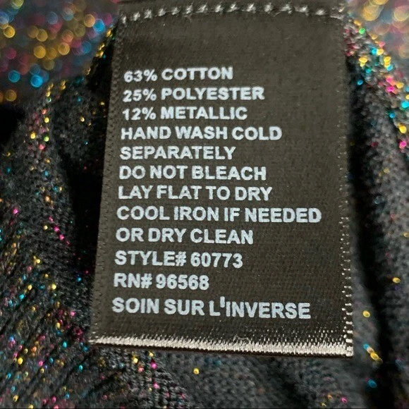 Suéter Pullover Charlotte Tarantola Metálico Brillante Negro Arco Iris Talla Pequeña  Foto 3 de 4