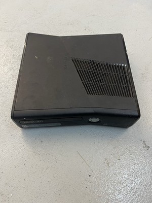 Microsoft Xbox 360 S Console Model 1439 250GB Matte Black  w/ Power Cable