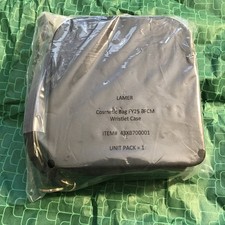 la mer cosmetic wristlet case 2025