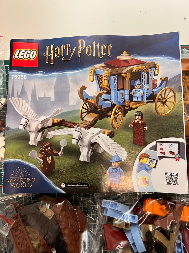 LEGO Harry Potter 75958 Beauxbatons' Carriage: Arrival at Hogwarts, foto 1 di 5