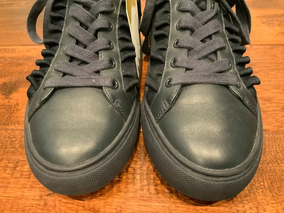 Zapatillas deportivas Tory de cuero azul marino con cordones con volantes, talla 6,5 (EE. UU.) Foto 2 de 4