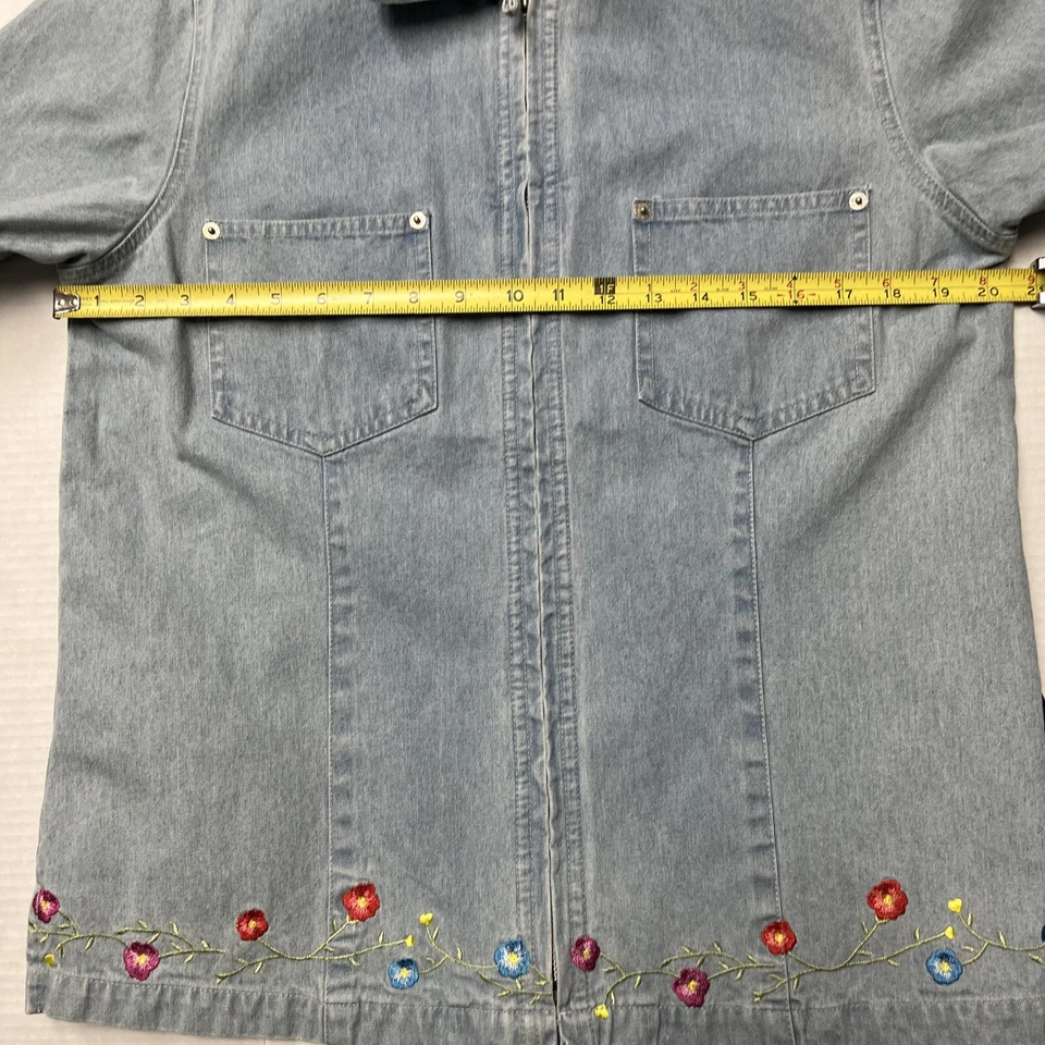 Camisa Top De Colección Denim & Co Para Mujer Talla Mediana Manga Corta Floral Bordada Cremallera Foto 2 de 4