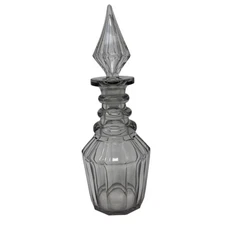 Antique Glass Three-ring Neck Decanter with a Steeple Stopper Retro Decorative