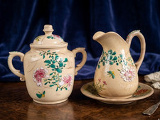 sucrier pot à lait et sous tasse, partie de service à café en grés, décor floral