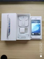 Classic Apple iPhone 5 Factory UNlocked any carrier Good Conditions Smartphone