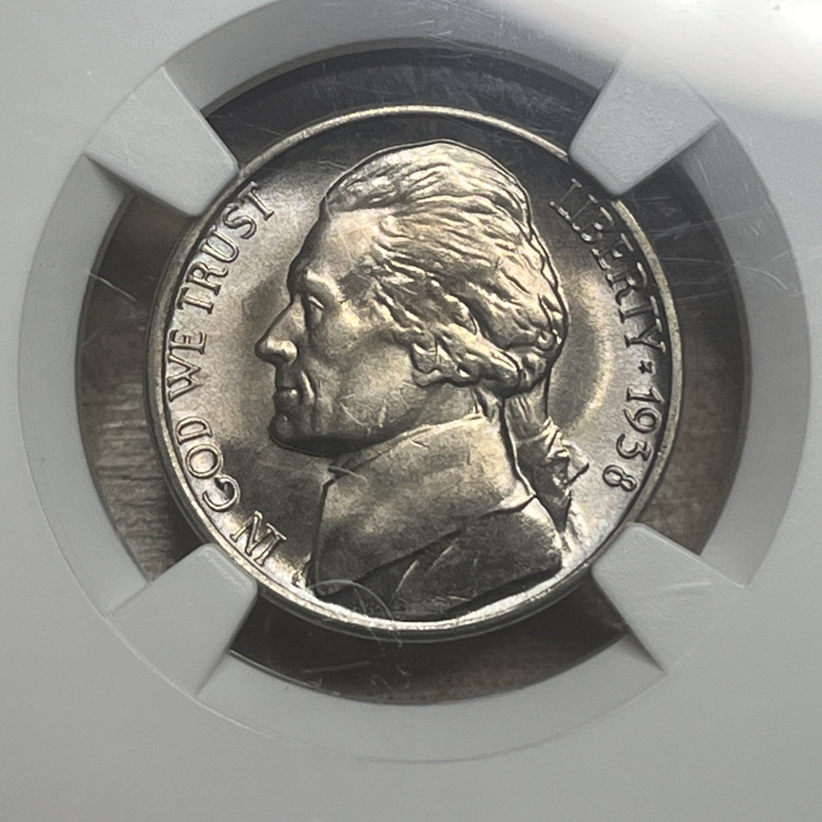 Picture 4 of 11