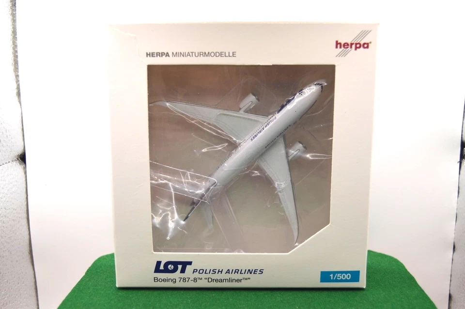 Herpa LOT Polish Airlines Boeing 787-8 Dreamliner Reg.SP-LRA No.519069 1:500 OVP