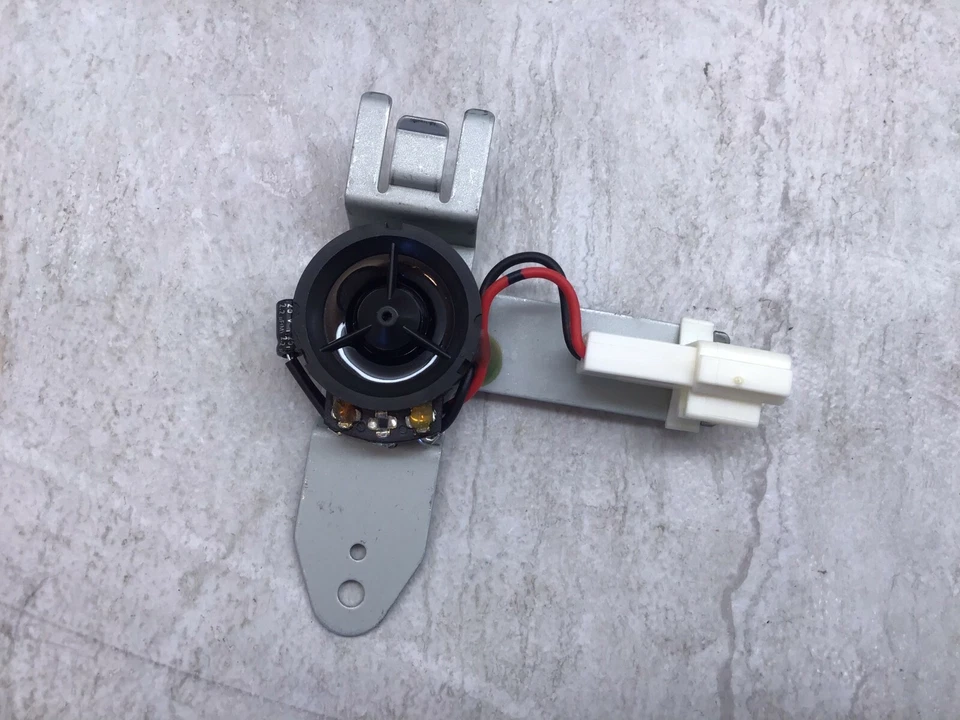 Altavoz puerta delantera izquierda Honda Passport 1998-1999 OEM 8-97124686-1 Foto 2 de 4