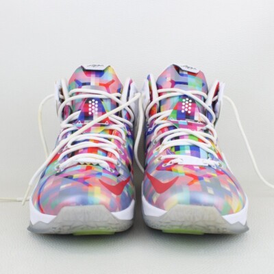 シューズ(男性用) Nike LeBron 12 EXT PRISM Nike LeBron 12 EXT Prism - 748861-900 Raffles & Where to Buy