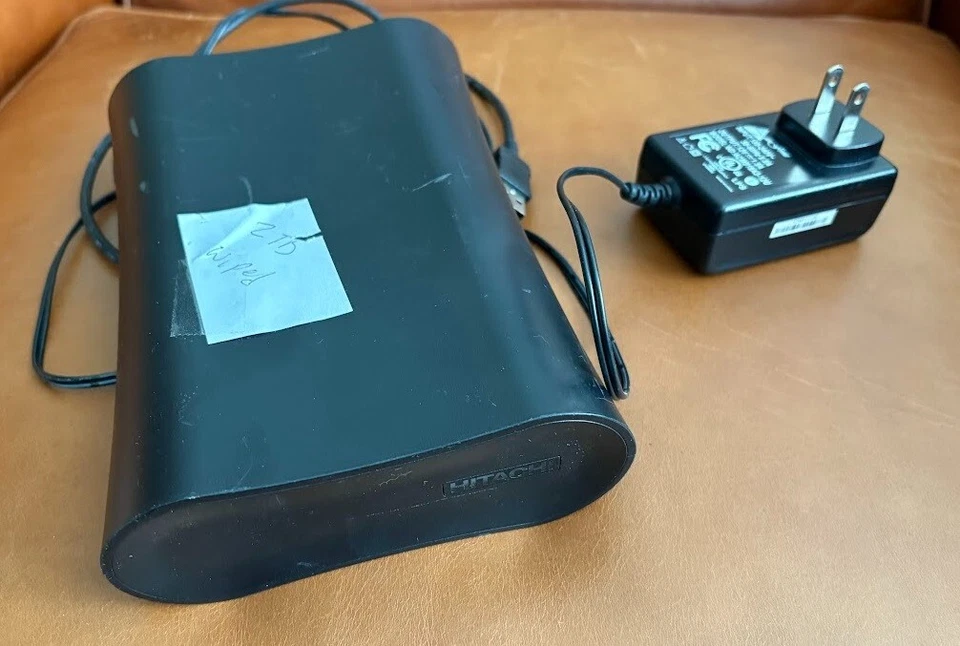 Hitachi Expansion 2TB External Hard Drive, USB 3.0 Desktop Storage, Model XL2000 - Image 3 of 3