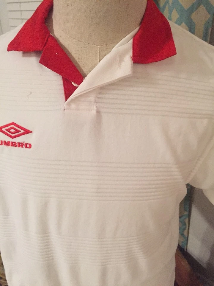 男式 Umbro 红色白色短袖 Polo 球衣衬衫 S — 第 3/4 张图片