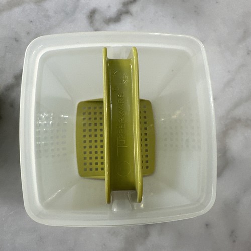Tupperware Pickle Refrigerator Keeper Container Pick A Deli Olive Green Lid - Picture 6 of 15