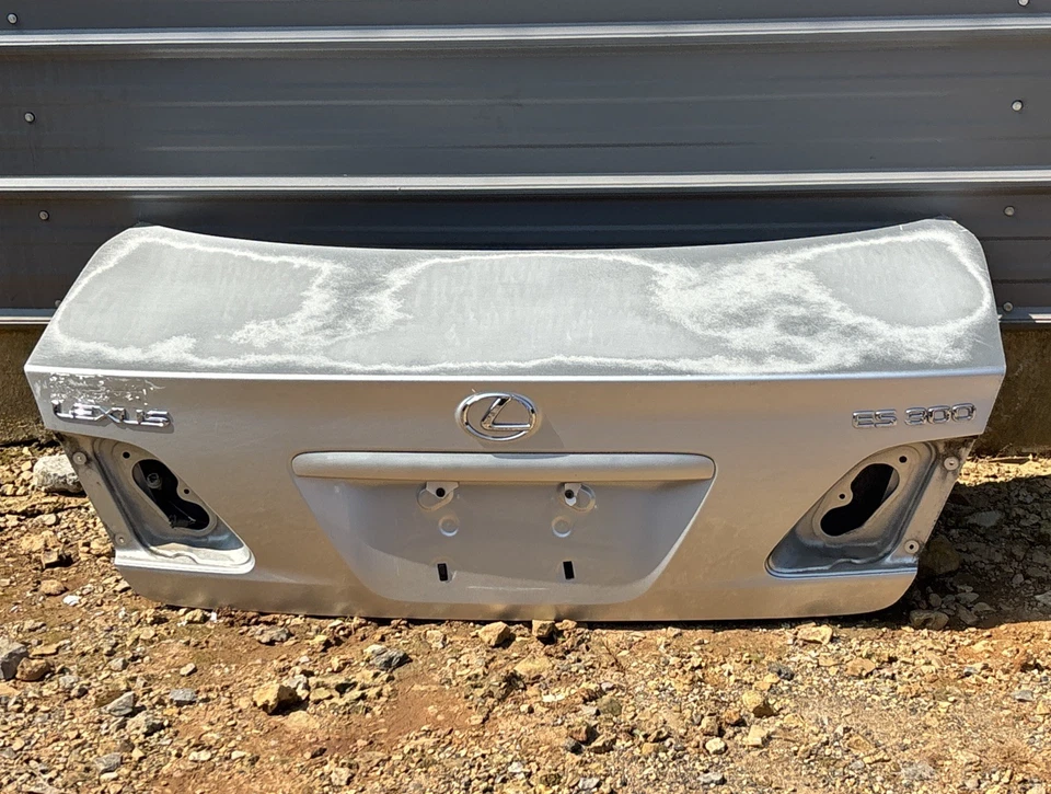 2002-2004 LEXUS ES300 ES330 TRUNK LID/TAIL GATE/LIFTGATE/HATCH OEM COMPLETE Foto 2 de 4