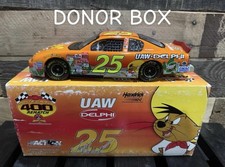Joe Nemechek 25 Uaw Delphilooney Tunes 2002 Monte Carlo 124 Nascar Joe Nemechek 25 Uaw Delphilooney Tunes 2002 Monte Carlo 124 Nascar