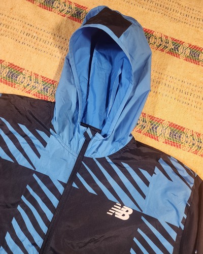Chaqueta cortavientos New Balance para hombre estampada vuelo rápido azul marino gimnasio entrenamiento XL - Imagen 9 de 9